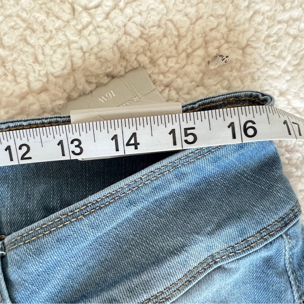 Blue Savvy Curvy Distressed Jeans with Rips - Picture 8 of 11